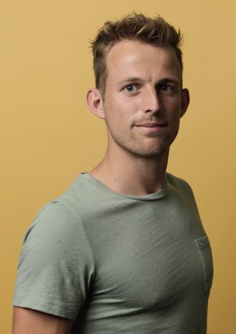 Portret John, Verpleegkundige in verpleeghuis