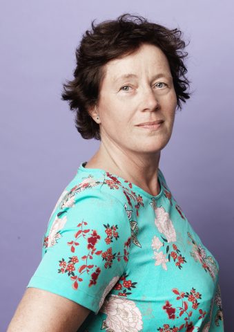 Portret Rianne, Helpende