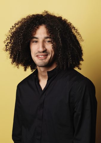 Portret Zouhair, Jongerenwerker