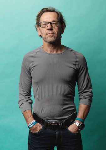 Portret Karel, Jongerenwerker