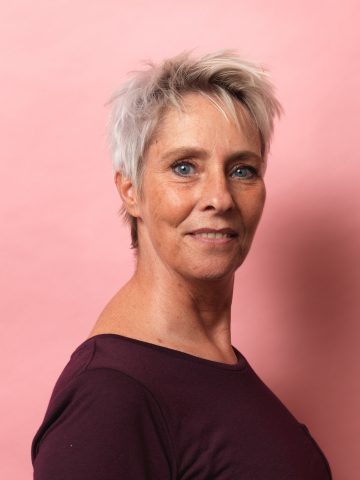 Portret Ellen, Verpleegkundige in verpleeghuis